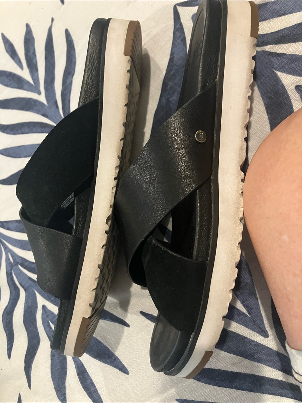 UGG Black Crisscross Slide Sandals - Picture 3 of 9